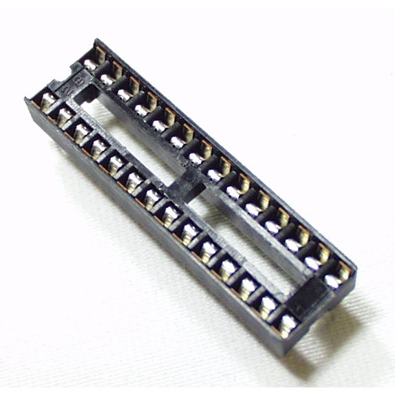 IC socket 28-Pin
